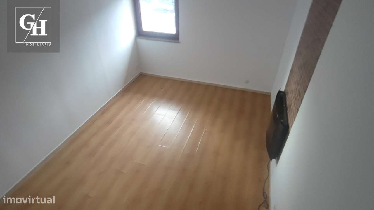 Apartamento duplex T3 no centro de Famalicão-7