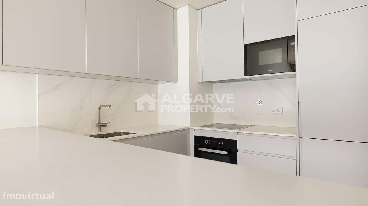 Luxuoso apartamento T2 novo em frente à Praia de Quarteira, Algarve-14