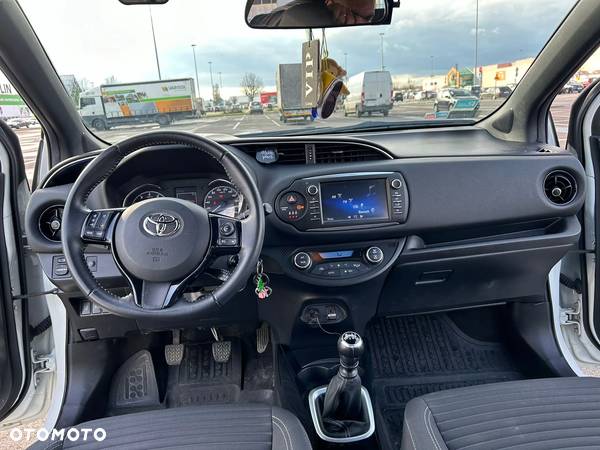 Toyota Yaris 1.5 Selection - 12