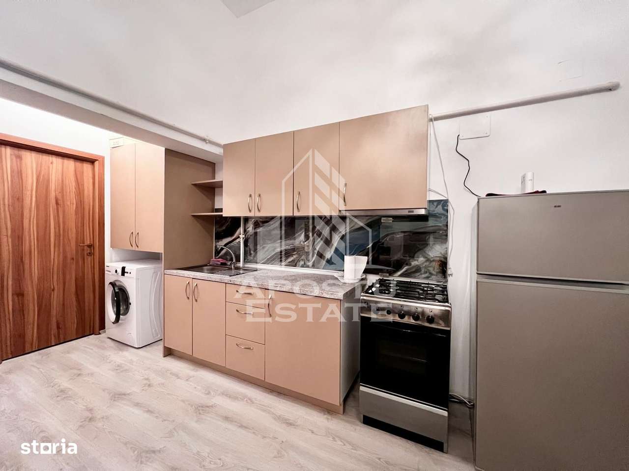 Apartament cu 2 camere, loc de parcare, prima inchiriere, Iosefin - Imagine principală: 4/9