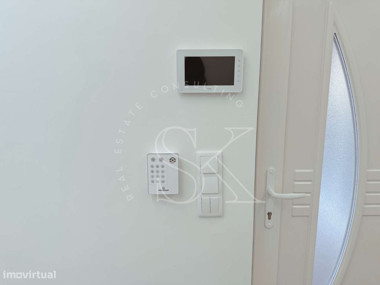 Moradia T3 totalmente renovada-14