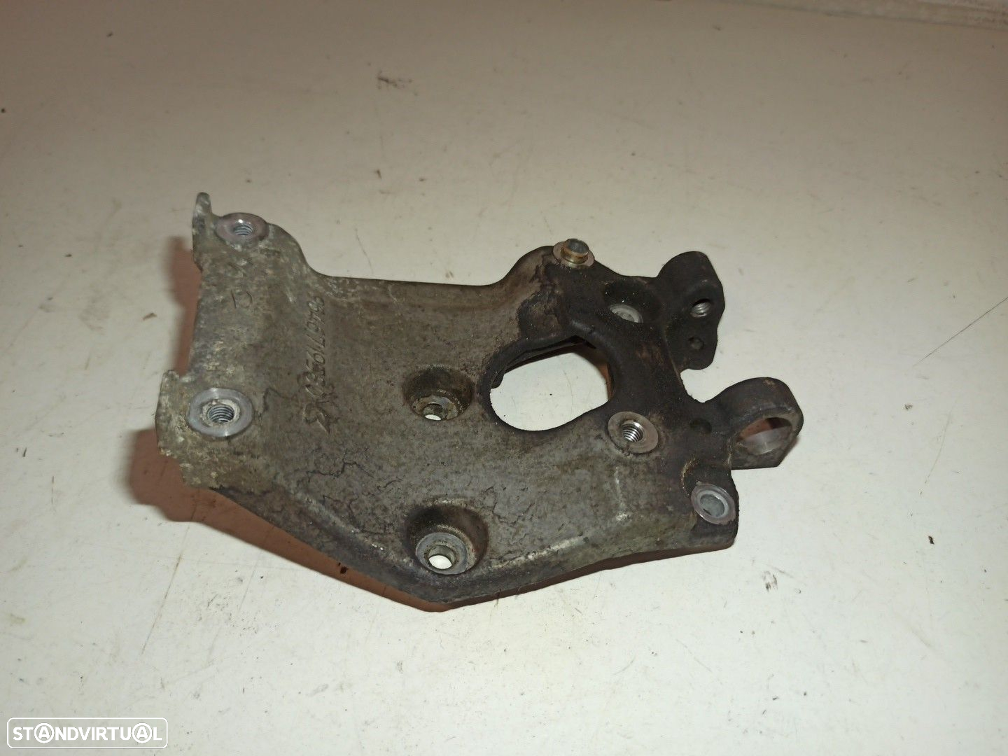 Suporte De Compressor De Ar Condicionado Mazda 3 (Bk) - 5