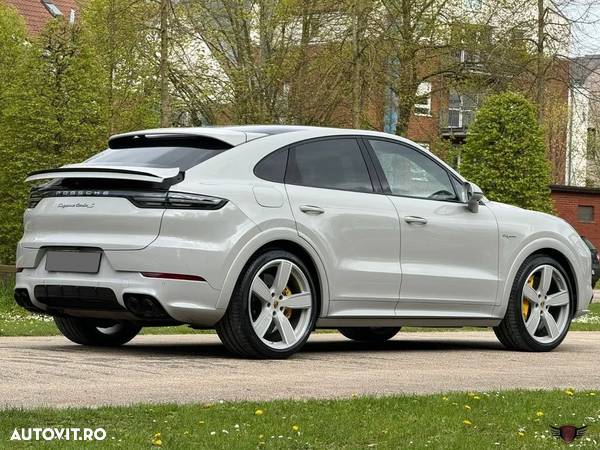 Porsche Cayenne Coupe Turbo S E-Hybrid Tiptronic S - 10