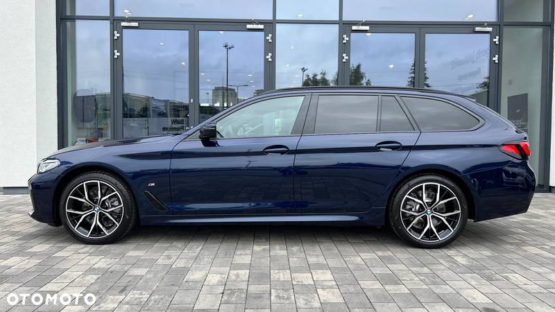 BMW Seria 5 520d xDrive mHEV M Sport sport - 9