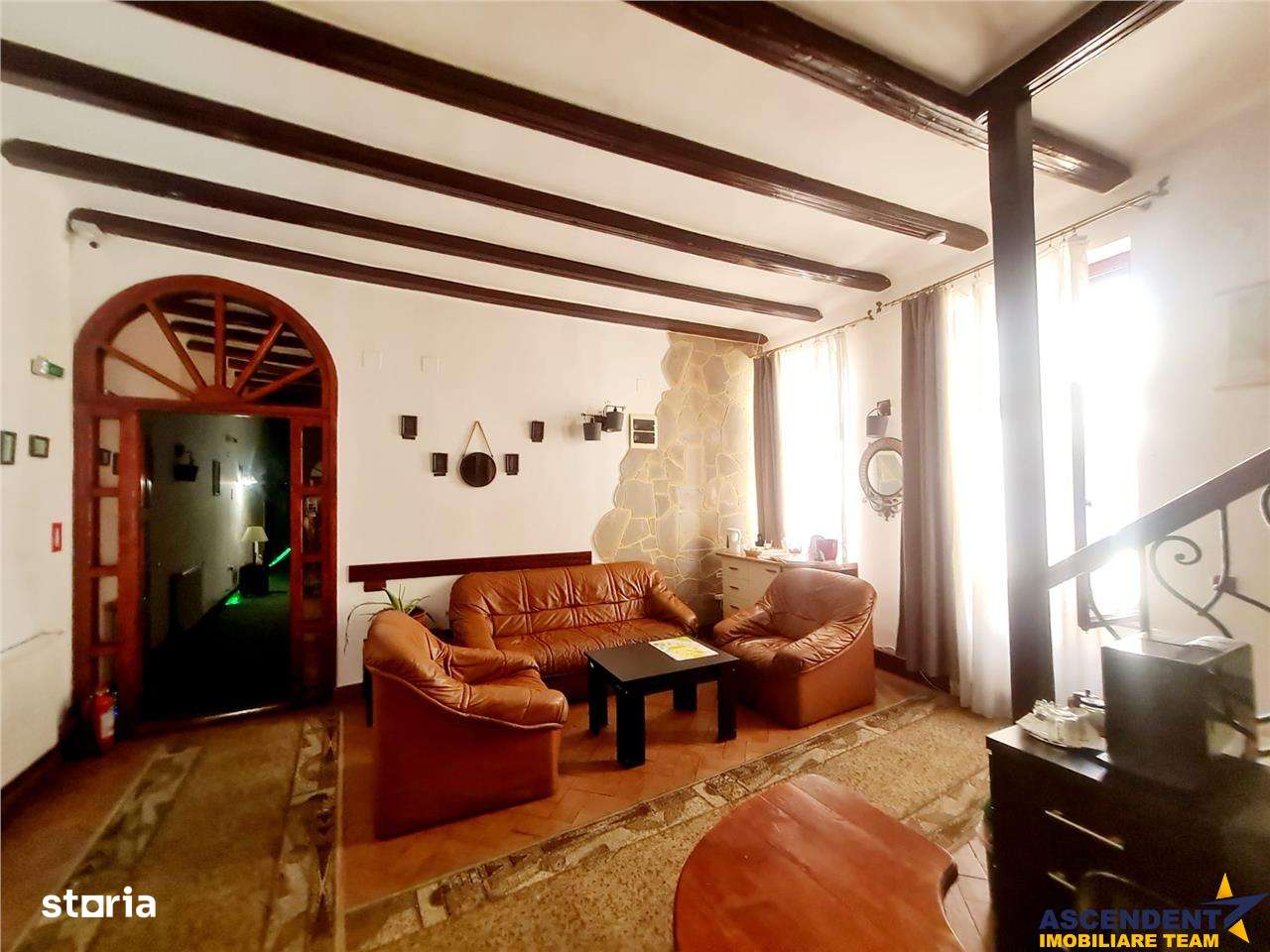 Preluare afacere pensiune administrare in regim turistic, Centrul Isto - Imagine principală: 4/20