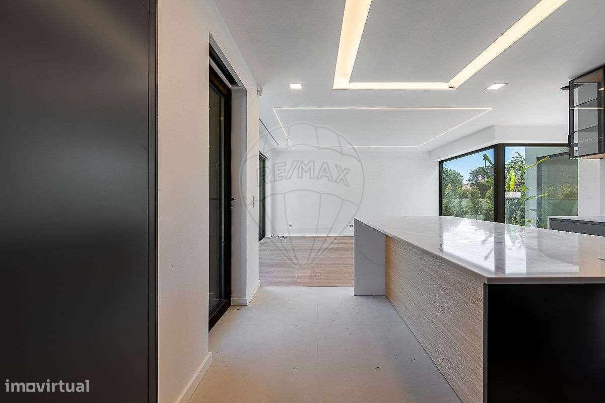 Moradia T5 para venda-13