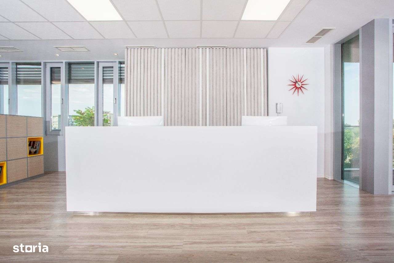 Spațiu de birou privat pentru 2 persoane în Regus Sun Business Centre - Imagine principală: 3/10