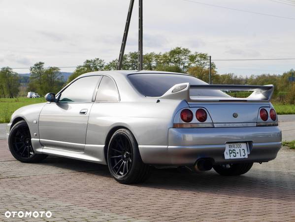 Nissan Skyline - 3