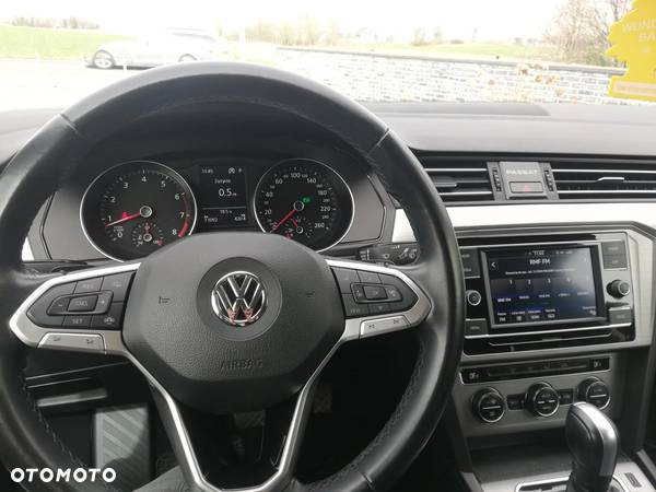 Volkswagen Passat 1.5 TSI EVO Business DSG - 12