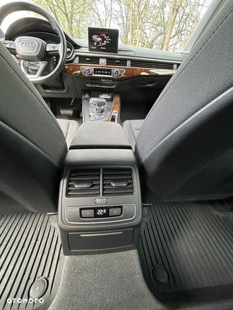 Audi A4 Avant 2.0 TFSI ultra S tronic - 12