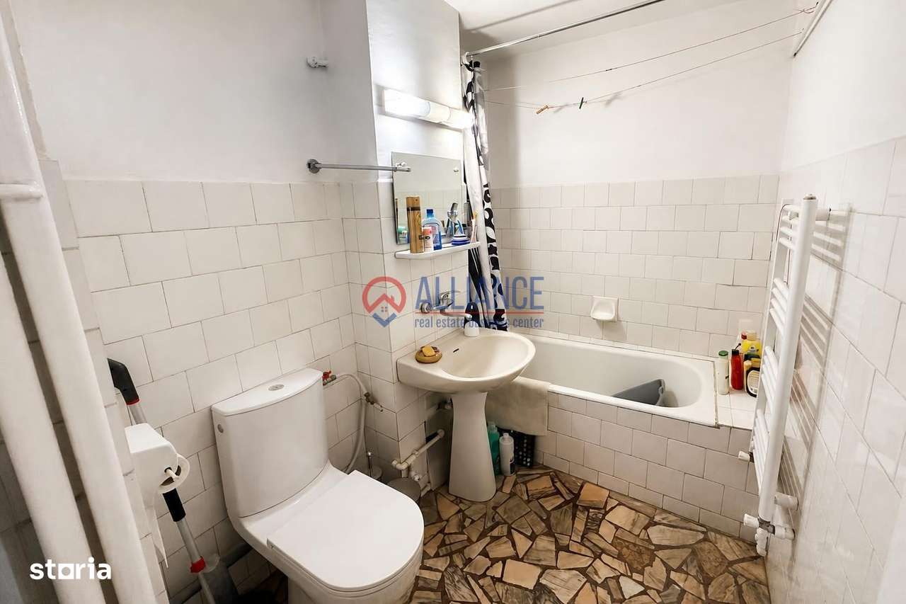 Apartament de vânzare, 3 cam, zona casa de cultură, 75mp-9