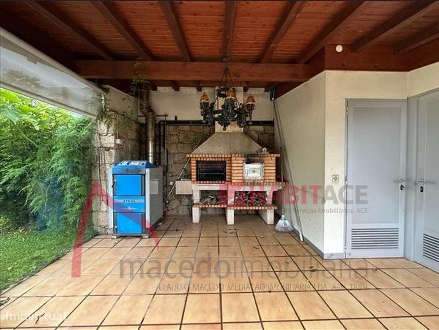 Moradia Individual T3 com piscina em Lomar-28