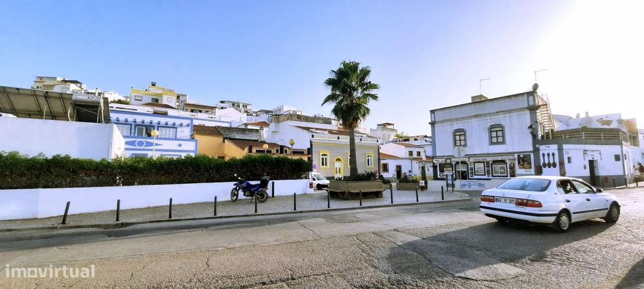 Terreno com projeto aprovado - Ferragudo-Algarve - Grande imagem: 3/60