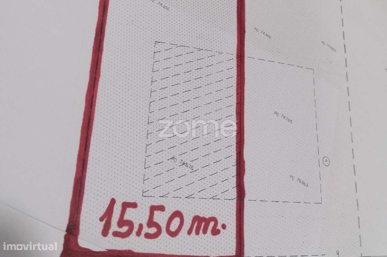 Terreno Urbano com 698 M2 em Alvarelhos, Trofa - Grande imagem: 2/16