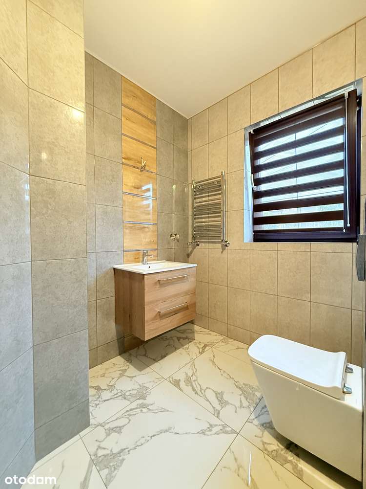 Przytulny dom z dużą działką w Klaudynie – idealny na rodzinne życie-5