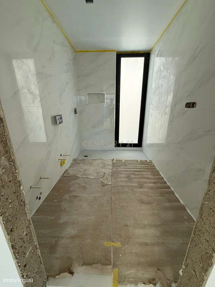 Moradia de Luxo T4 com Piscina - Sintra/Magoito-30