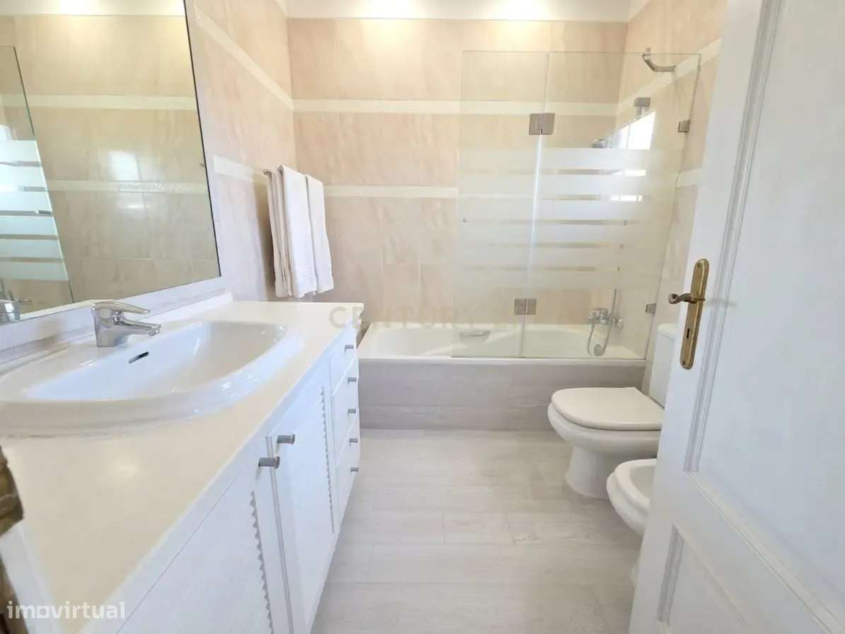 Moradia T4 com piscina em Cascais - Cobre-17