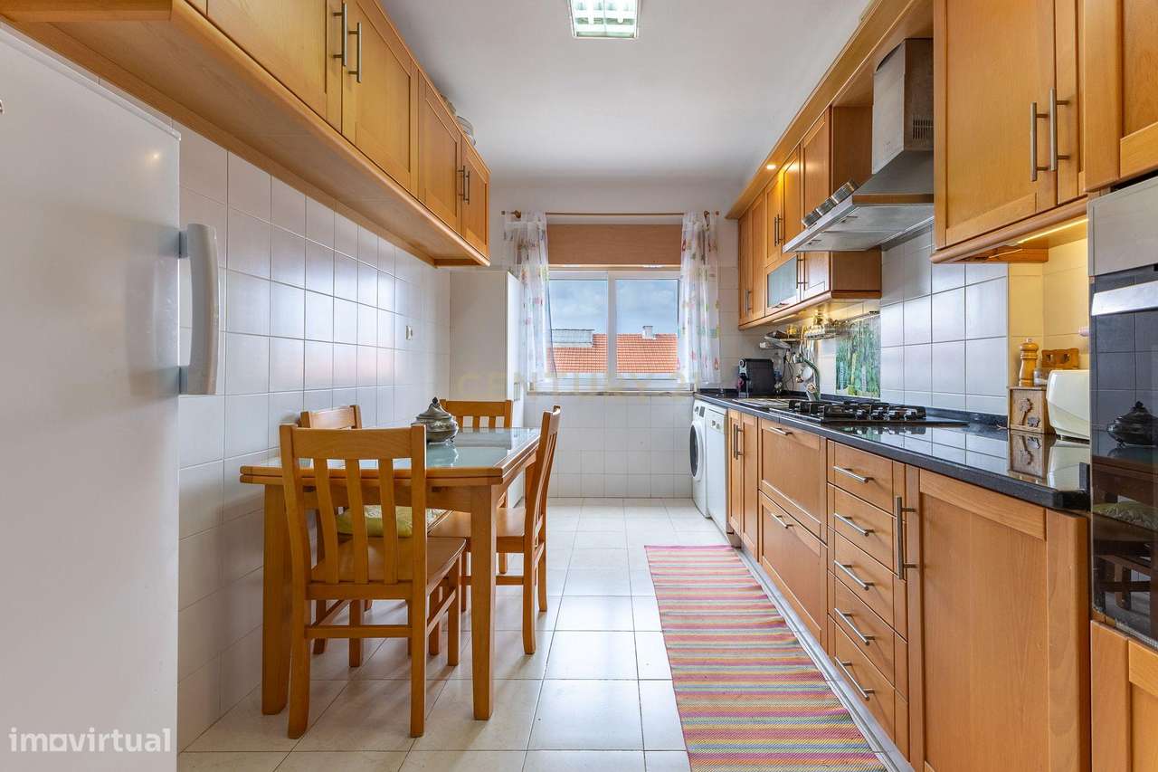 Apartamento T3 em Amora, Seixal-5