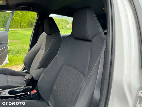 Toyota Corolla 1.8 Hybrid Touring Sports Comfort - 22