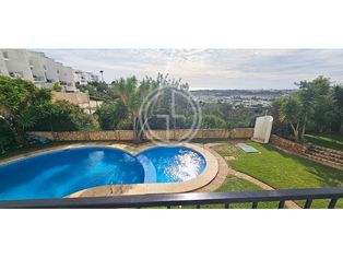 Apartamento T1 com piscina e terraço ...