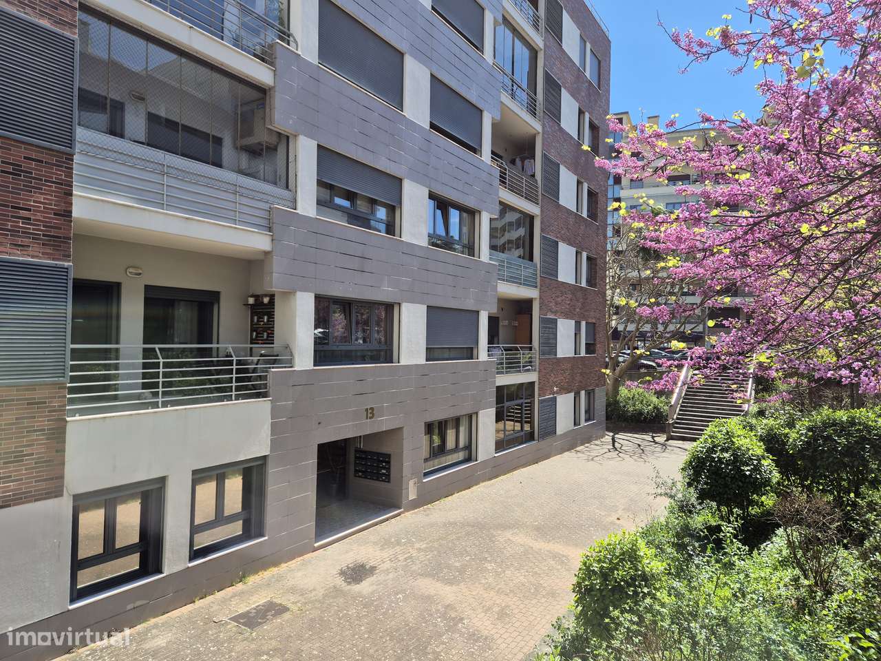 Apartamento T1 Com lugar de parqueamento - Grande imagem: 4/15