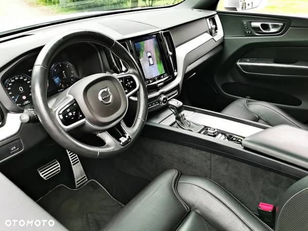 Volvo XC 60 D4 SCR R-Design - 34