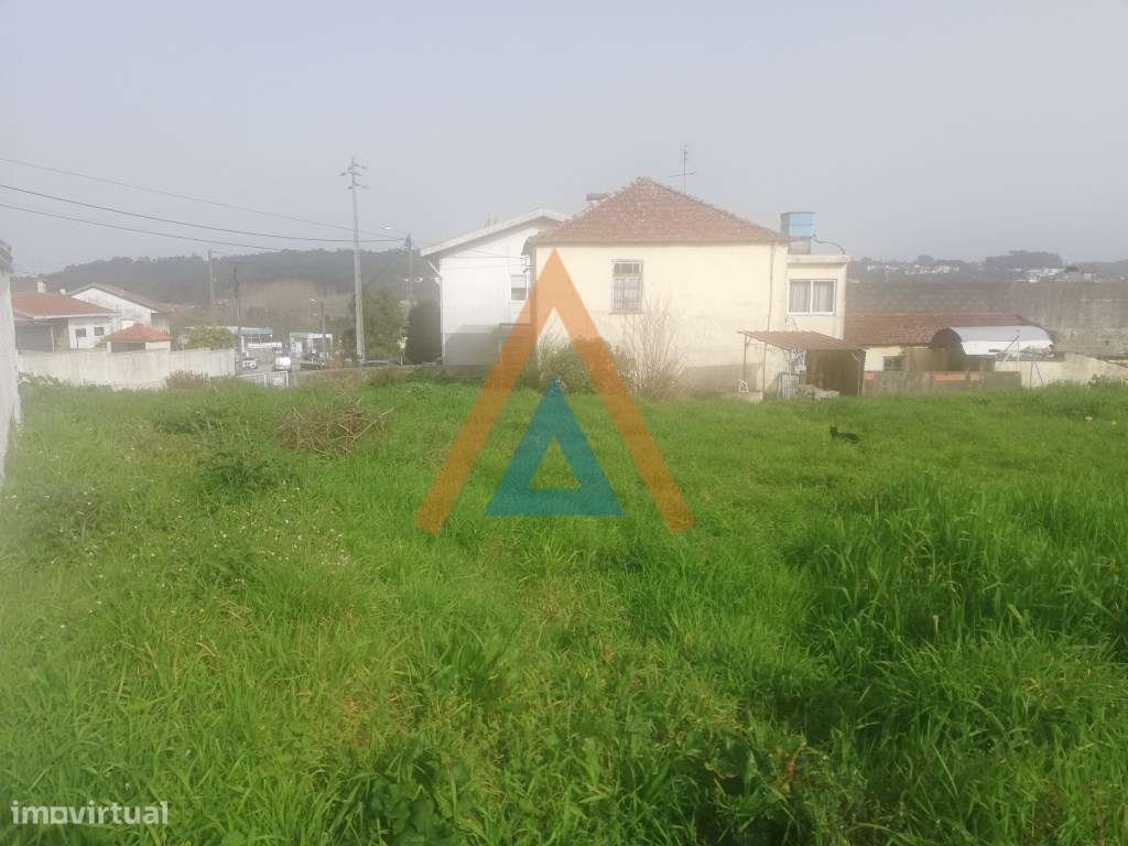 Lote de Terreno Urbano em Fiães - Santa Maria da Feira-10