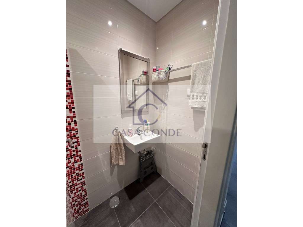 Moradia t3 triplex em banda na quinta do conde - Grande imagem: 5/25