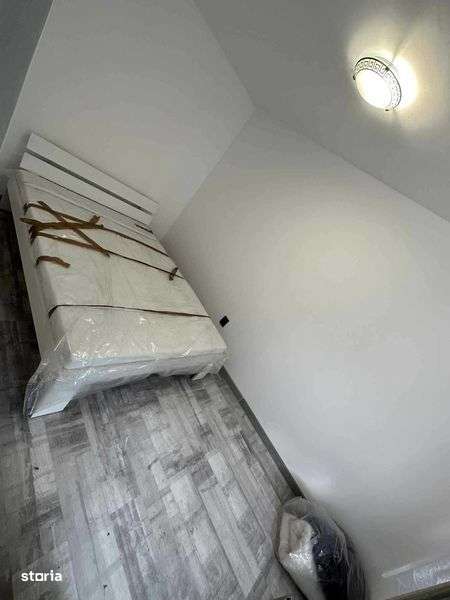 Apartament cu 2 Camere , renovat , etaj 4 - Imagine principală: 5/6