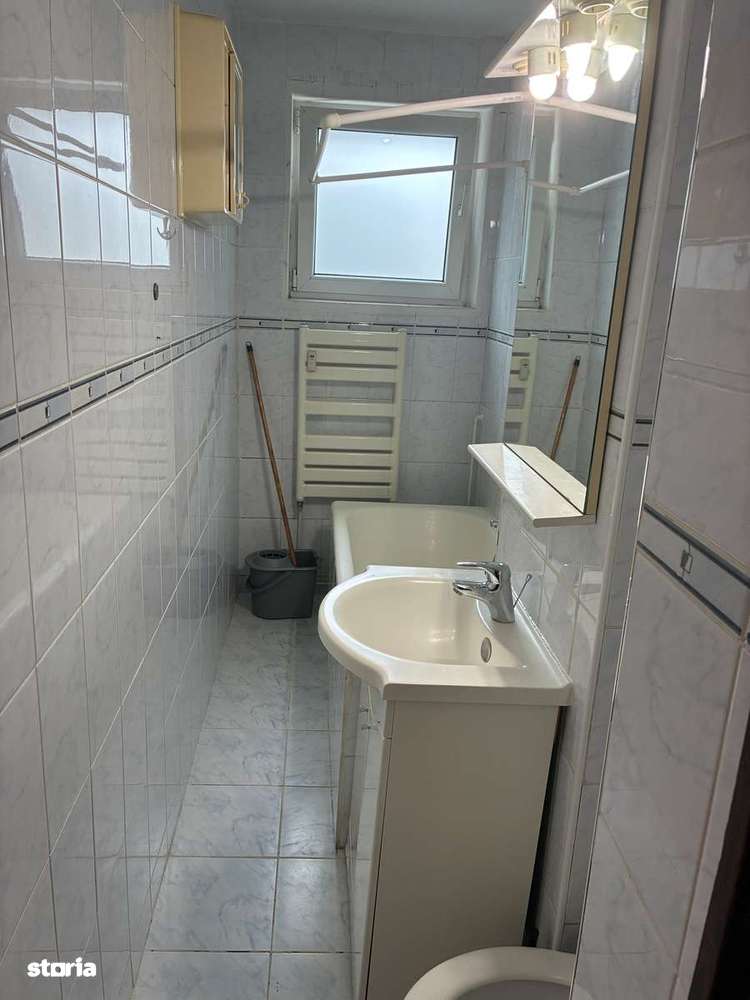 Garsoniera la metrou 1 decembrie - Imagine principală: 3/9