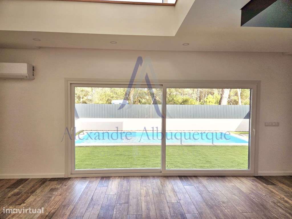 Moradia Contemporânea com Piscina na Lagoa de Albufeira-12