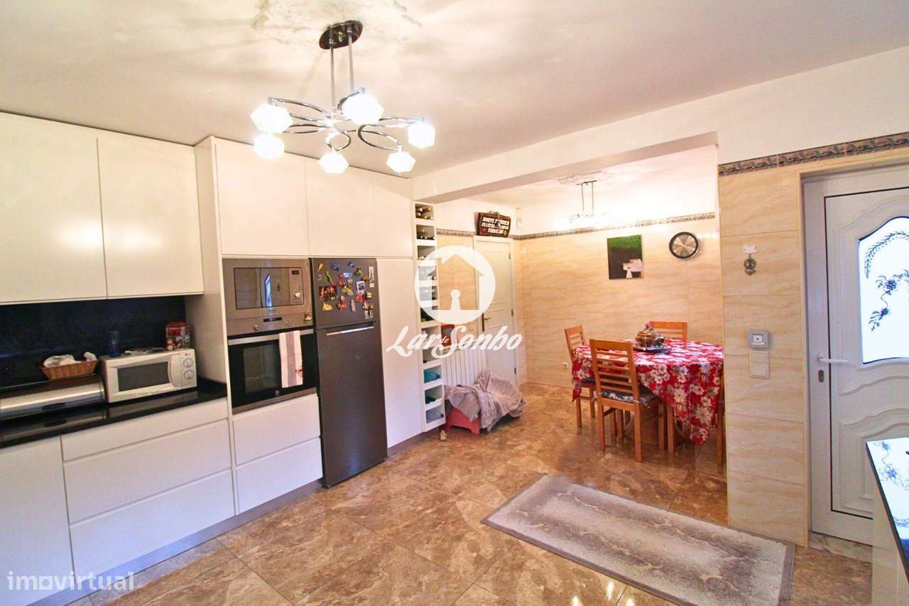 Moradia T6 com vista de mar - Grande imagem: 5/29