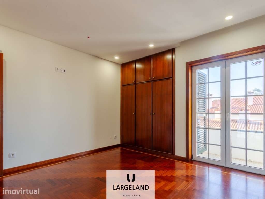 Moradia T5 - Travanca, Santa Maria da Feira-24