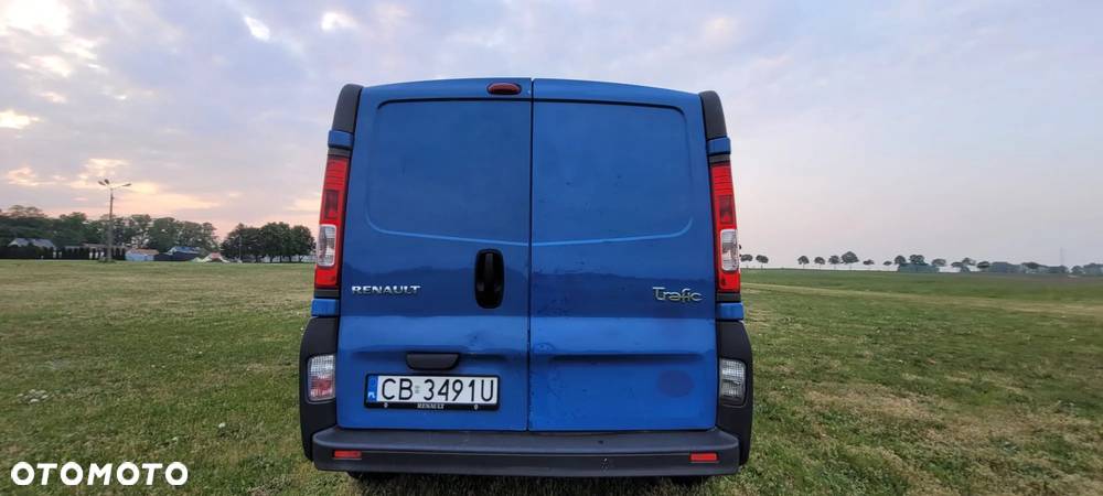 Renault Trafic - 12