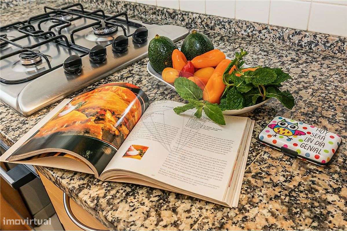 Apartamento T2 para arrendamento - Grande imagem: 2/35