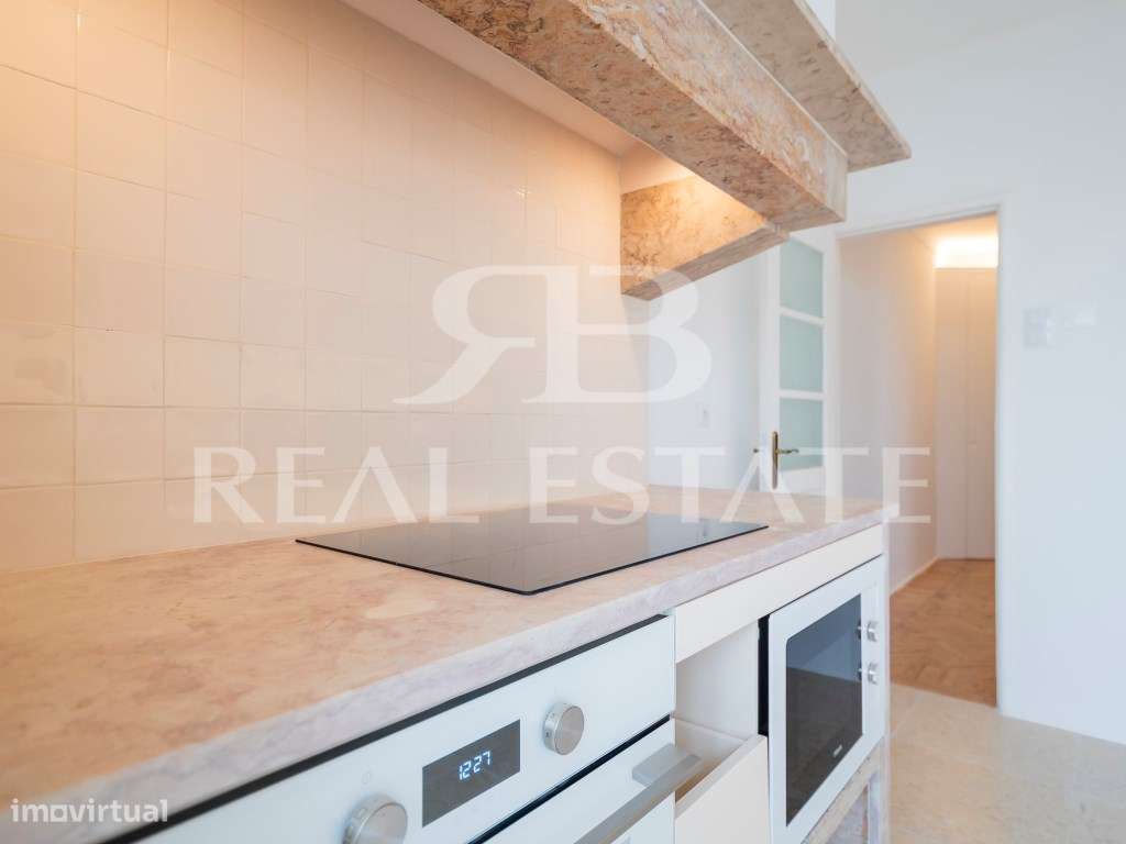 T2 RENOVADO / VISTA / na Penha de França - Centro de Lisboa - Grande imagem: 4/19