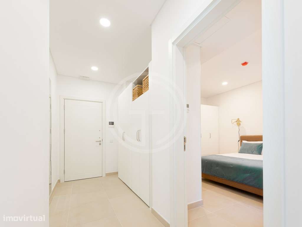 Apartamento T2 na Baixa de Faro-3