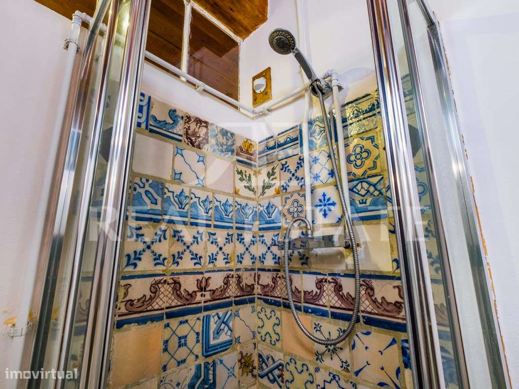 T1 - Chiado, Santa Catarina, centro de Lisboa.-8