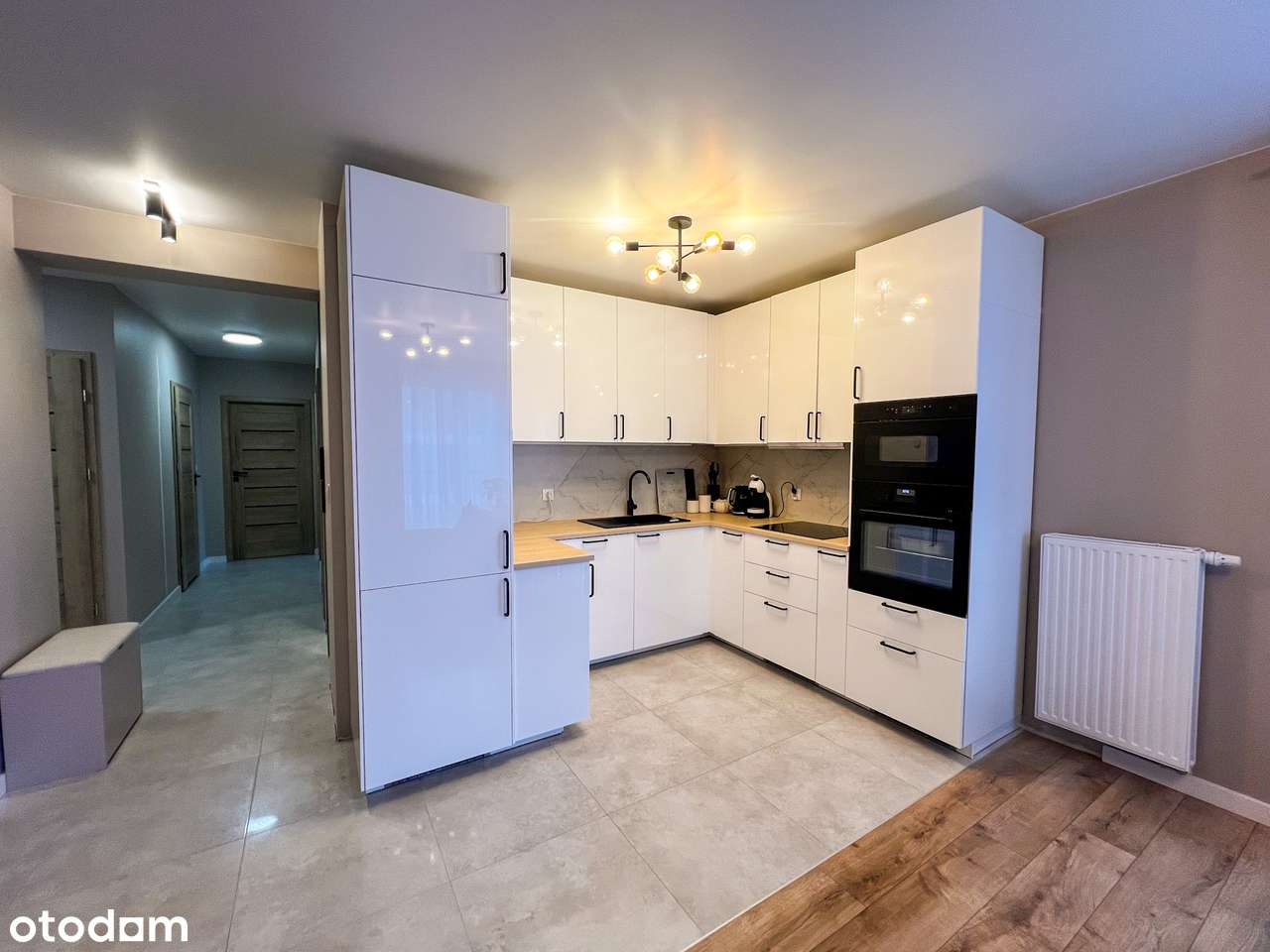 4-pokojowe | Czerwone Maki | 72,77 m² | 2 miejsca postojowe-1