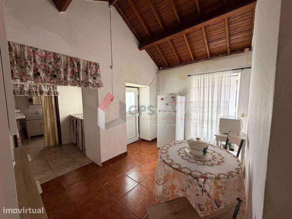 Moradia T1 – Santa Cruz-6