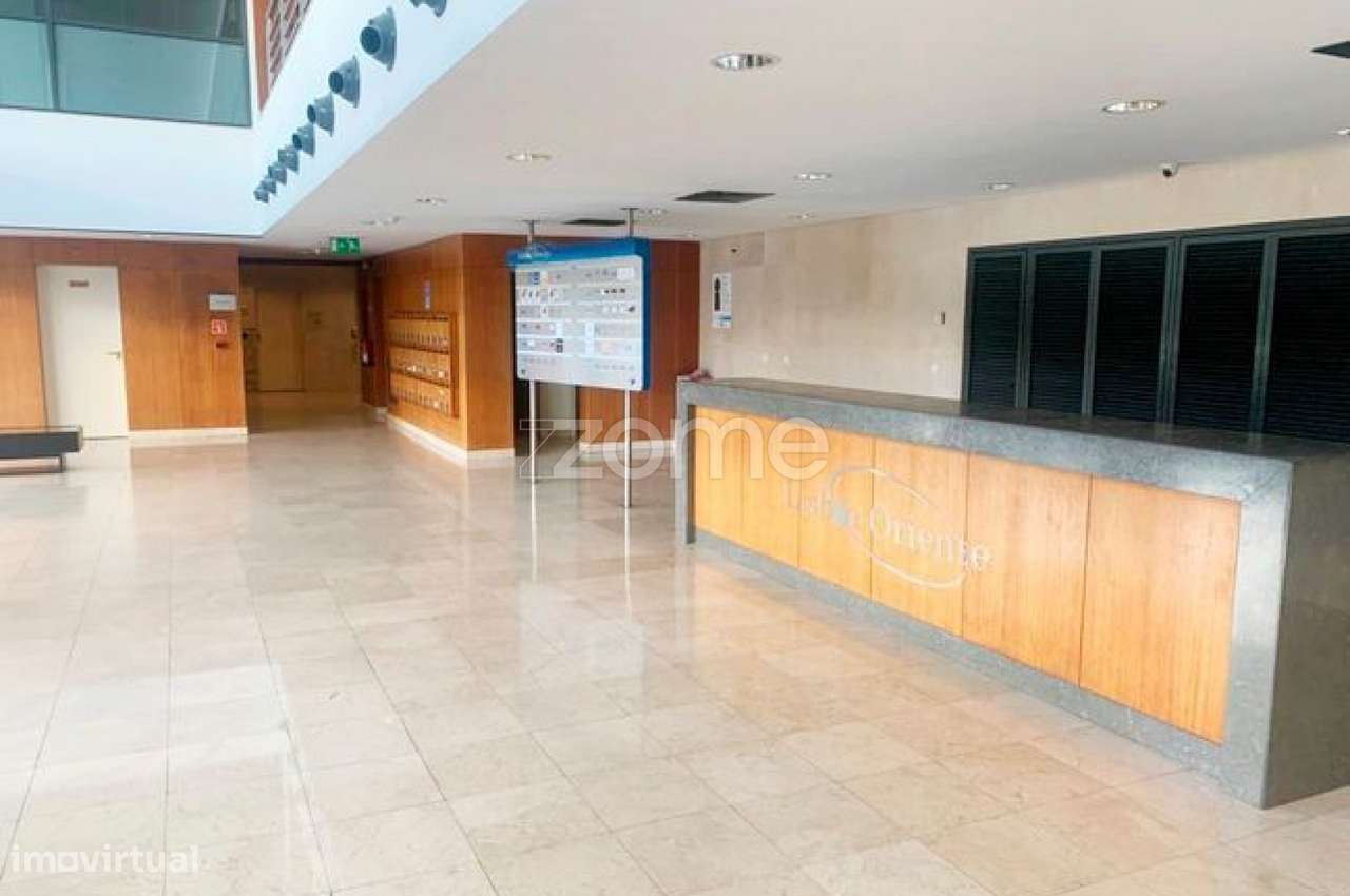 Escritório para arrendamento - Grande imagem: 4/15