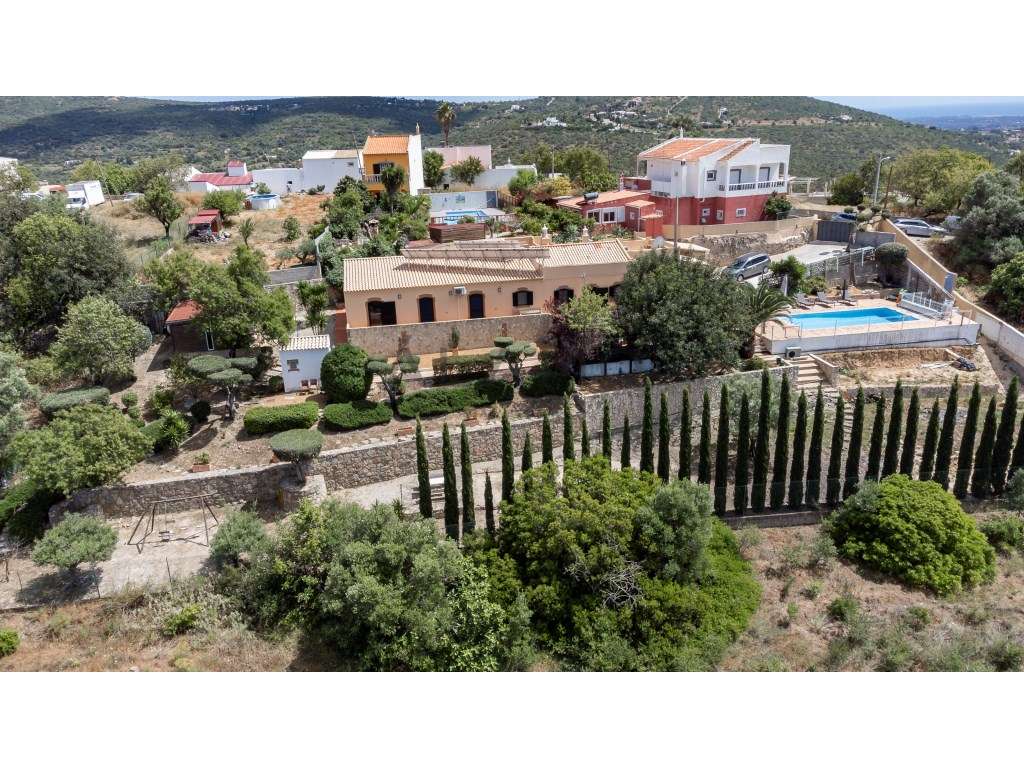 Villa tradicional com piscina em Loulé-7