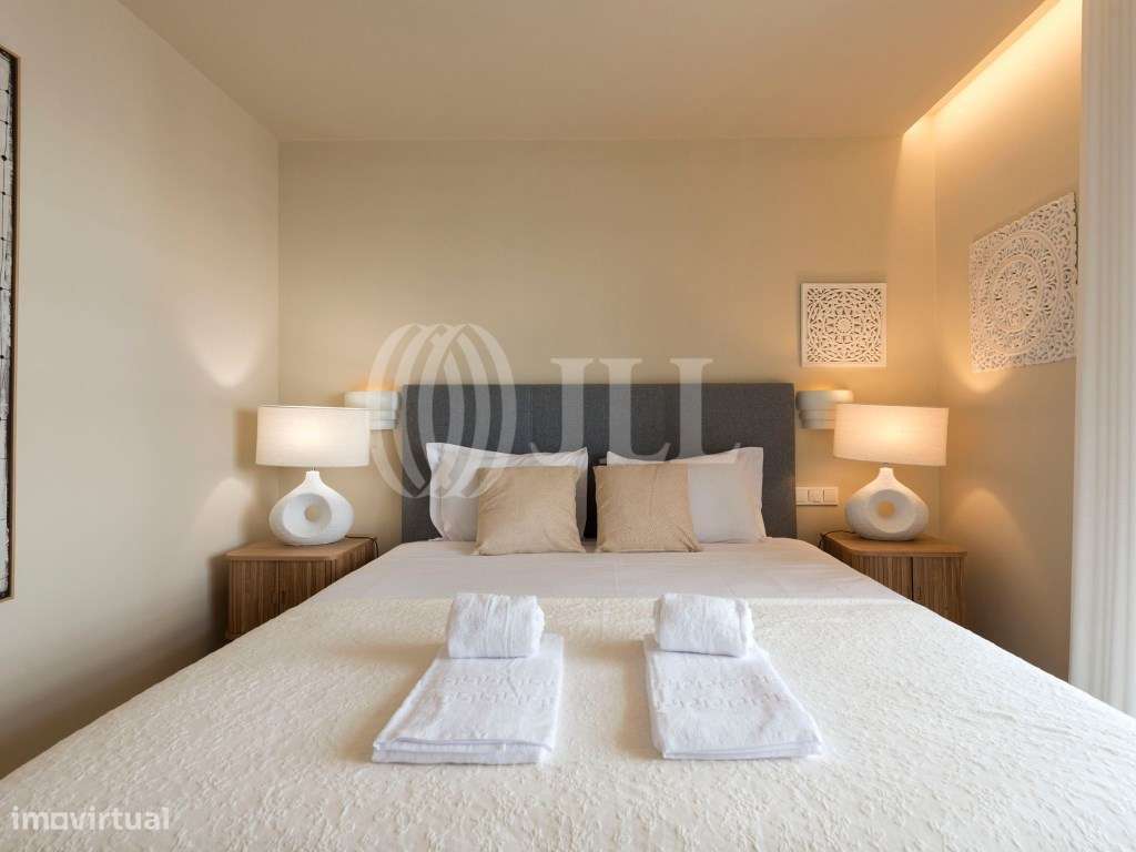 Apartamento T3 com garagem no Edifício Emporium, Porto-19