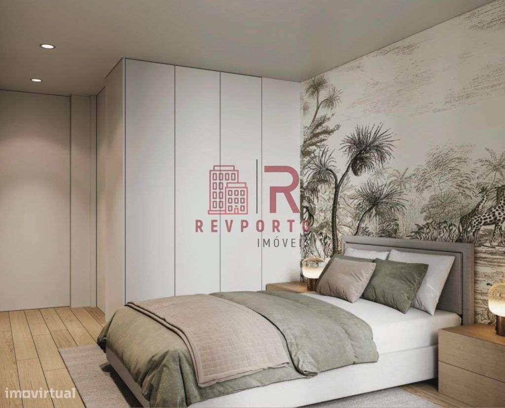 Apartamento T2, com 2 suítes, varanda, jardim e garagem-0