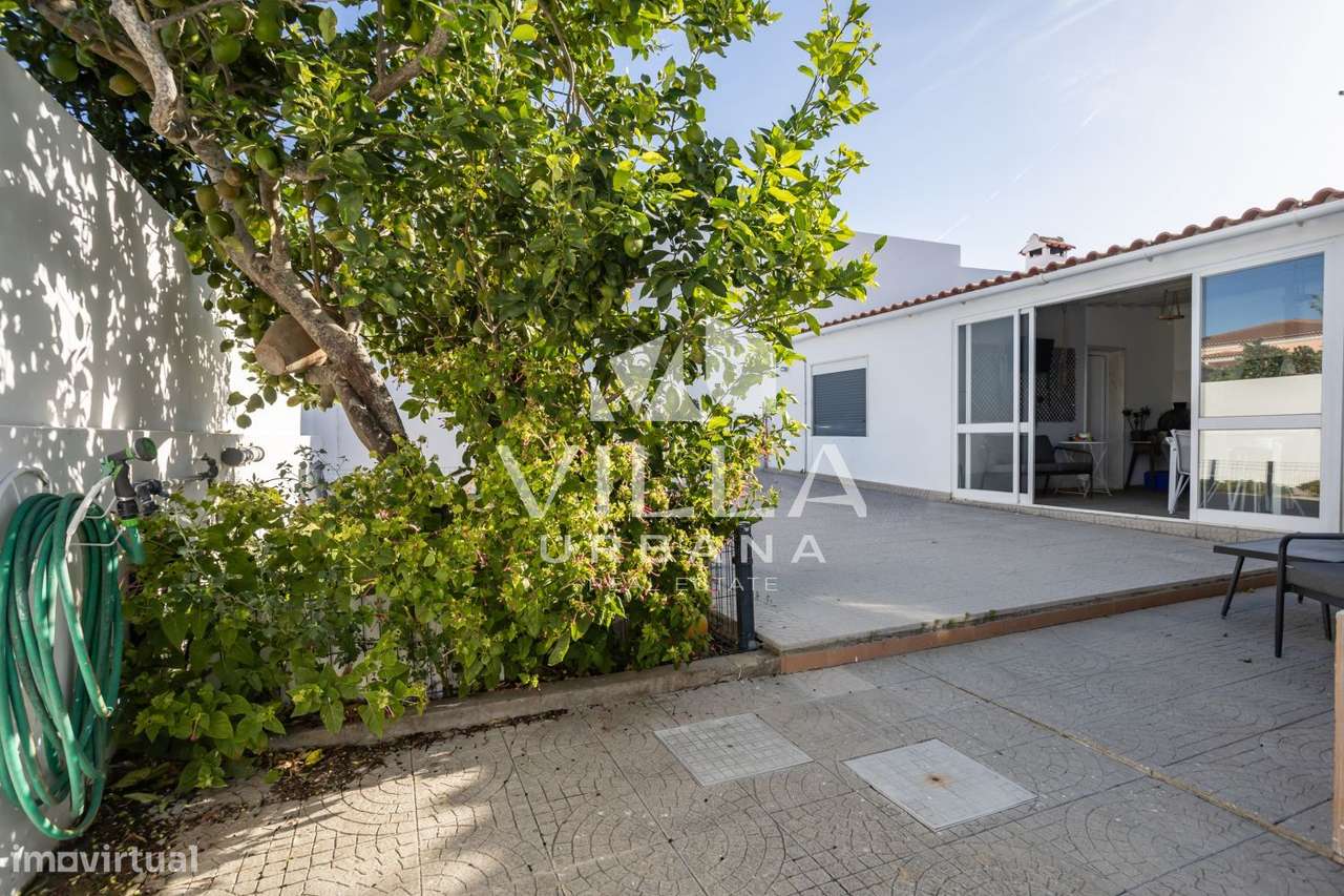 Moradia T3+1 Isolada com Jardim e Excelentes Áreas | Quinta do Anjo-8