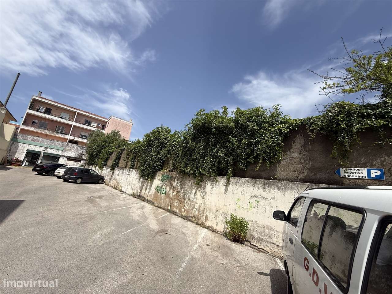Apartamento T1 no centro do Cadaval-23