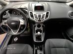 Ford Fiesta 1.6 TDCi ECOnetic - 11