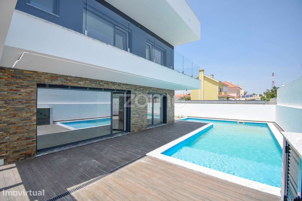 Moradia T4 Isolada - Nova – Piscina – Garagem - Grande imagem: 2/35