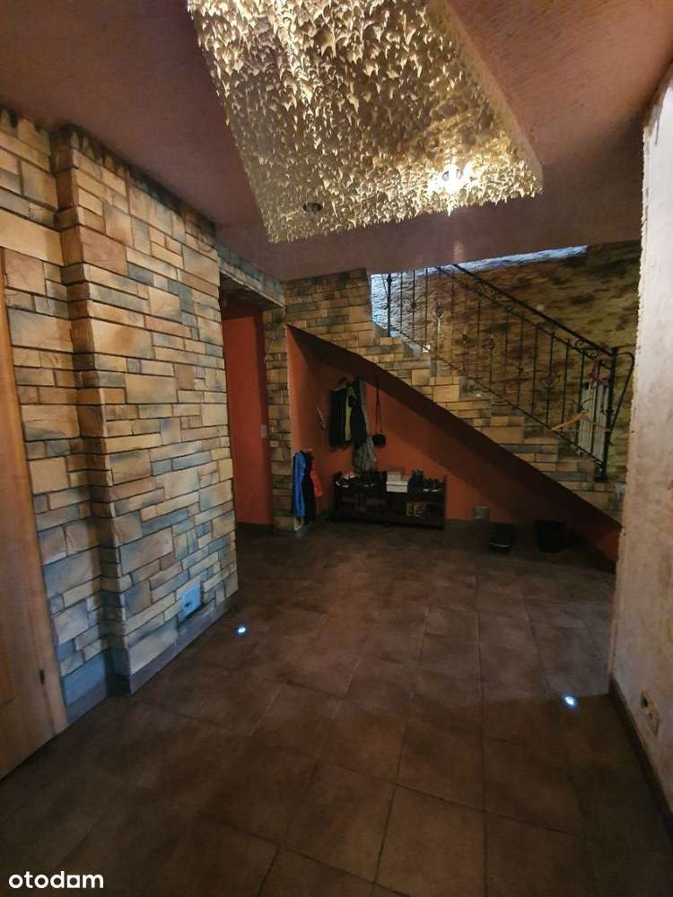 Piękny dom w Leoncinie, przy puszczy KAMPINOWSKIEJ - Pełny obrazek: 2/12