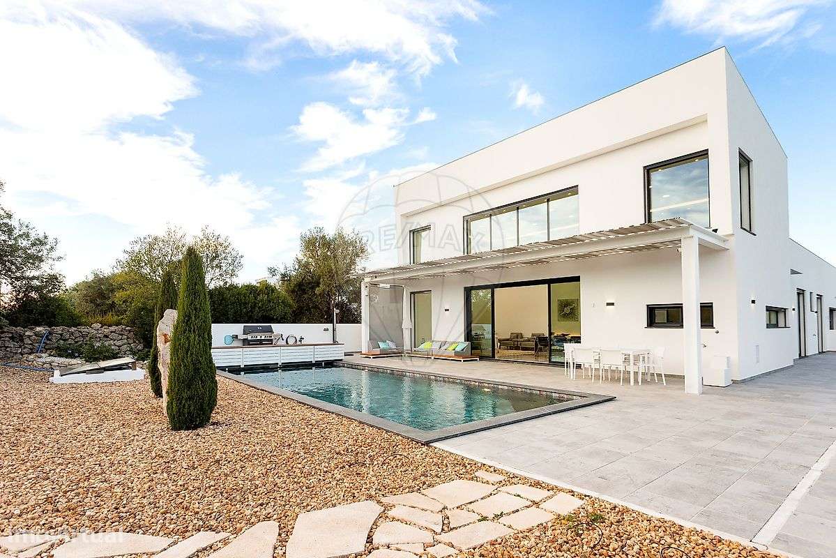 Moradia T4 para venda-26